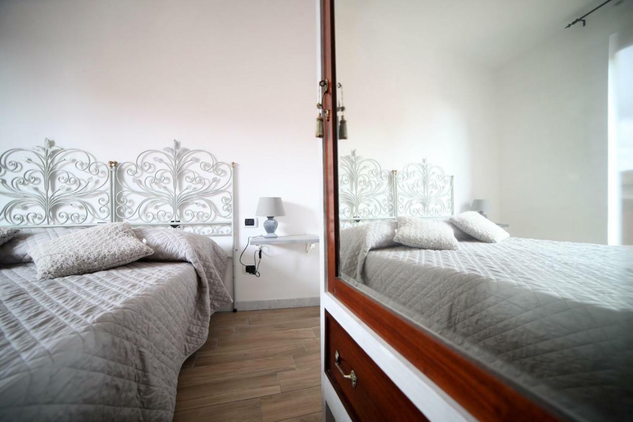 B&B Agora سارزانا المظهر الخارجي الصورة